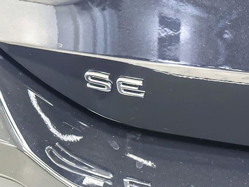 New 2026 Volkswagen Tiguan SE image 25