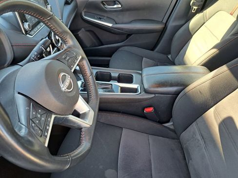 Used 2024 Nissan Sentra SR w/ Lighting Package image 16