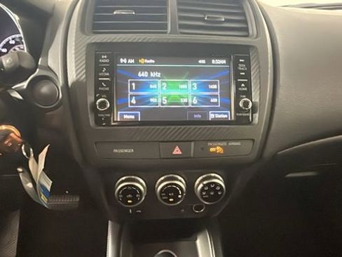 Used 2024 Mitsubishi Outlander Sport ES AWD/4WD image 23