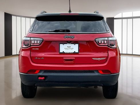 Used 2020 Jeep Compass Trailhawk AWD/4WD image 4
