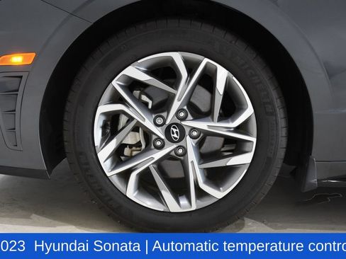 Used 2023 Hyundai Sonata SEL FWD image 6