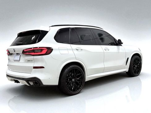 Used 2023 BMW X5 xDrive40i w/ M Sport Package image 6