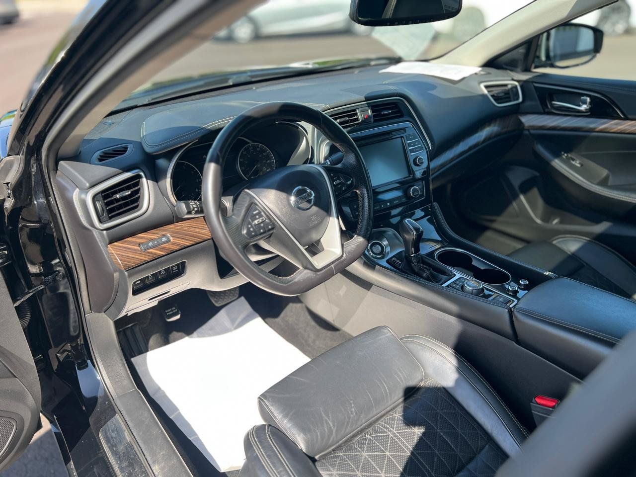 Used 2016 Nissan Maxima Platinum FWD image 16