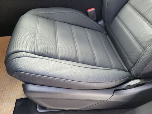 New 2025 Mercedes-Benz GLS 450 4MATIC image 17