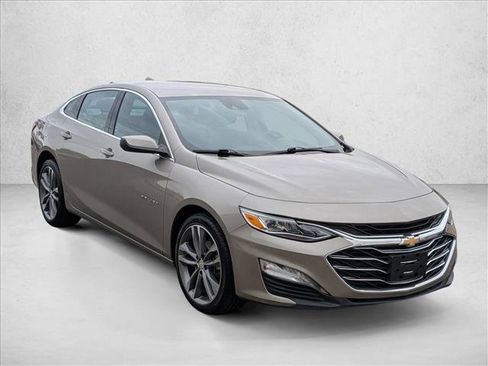 Used 2024 Chevrolet Malibu LT image 3