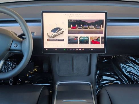 Used 2023 Tesla Model 3 Long Range image 3