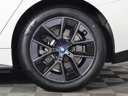 Used 2023 BMW i4 eDrive35 w/ Premium Package RWD image 16
