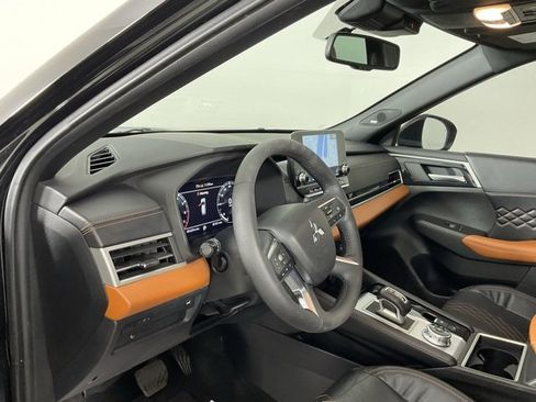 Used 2022 Mitsubishi Outlander SEL image 10