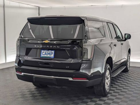 New 2026 Chevrolet Suburban LT image 6