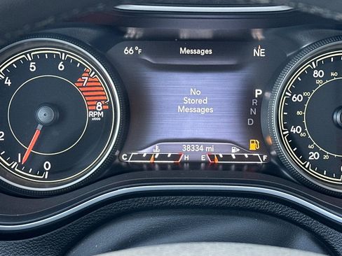 Used 2022 Jeep Cherokee Trailhawk w/ Trailer Tow Group AWD/4WD image 24