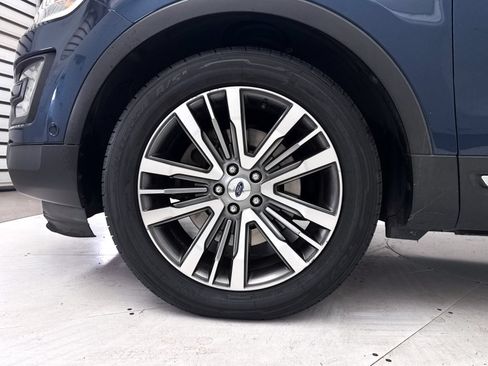 Used 2016 Ford Explorer Platinum AWD/4WD image 5