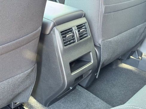 New 2026 Mitsubishi Outlander ES image 12