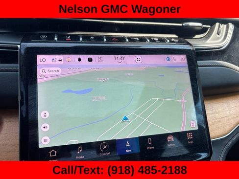 Used 2023 Jeep Grand Cherokee L Summit AWD/4WD image 15