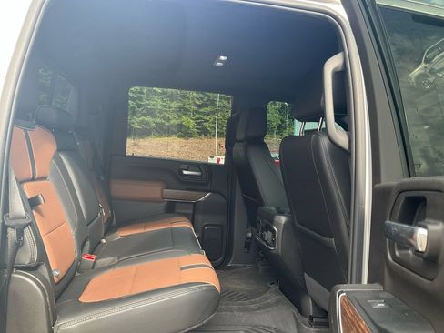 Used 2023 Chevrolet Silverado 3500 High Country w/ Z71 Off-Road Package AWD/4WD image 13