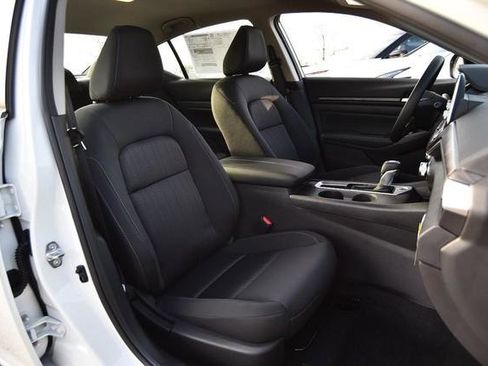 New 2025 Nissan Altima 2.5 SV image 20