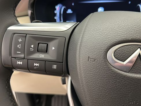 Used 2024 INFINITI QX60 Luxe AWD/4WD image 18