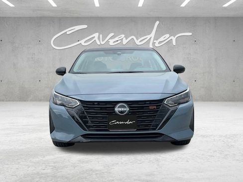 New 2025 Nissan Sentra SR w/ Midnight Edition image 18