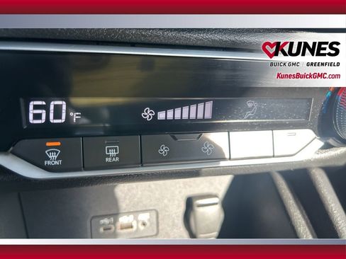 Used 2020 Nissan Sentra SV w/ Trunk Package image 32