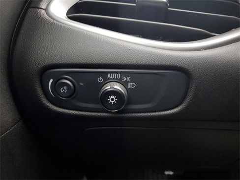 Used 2024 Chevrolet Malibu LT image 28