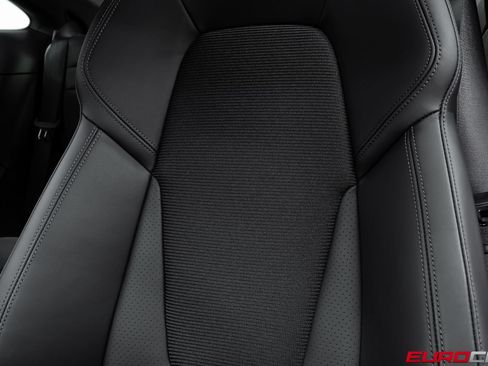 Used 2025 Porsche 911 GT3 RWD image 45