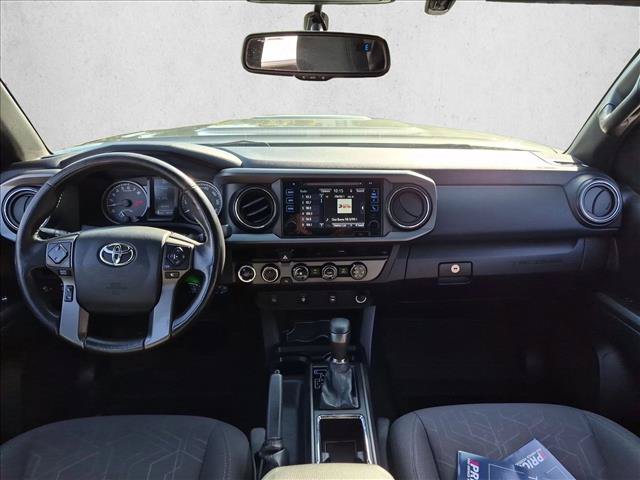 Used 2017 Toyota Tacoma TRD Sport w/ Tow Package (A/T) AWD/4WD image 15