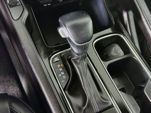 Used 2025 Kia Telluride S FWD image 25