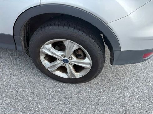 Used 2015 Ford Escape SE AWD/4WD image 6