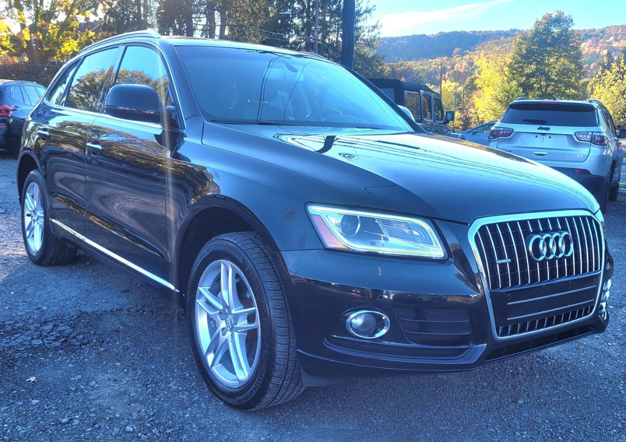Used 2016 Audi Q5 2.0T Premium Plus w/ Technology Package AWD/4WD image 2