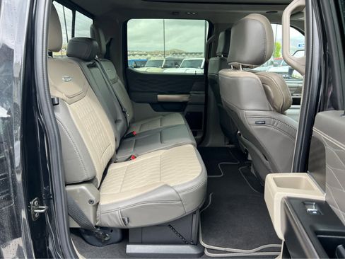 Certified 2025 Ford F450 Platinum w/ Platinum Plus Package AWD/4WD image 27