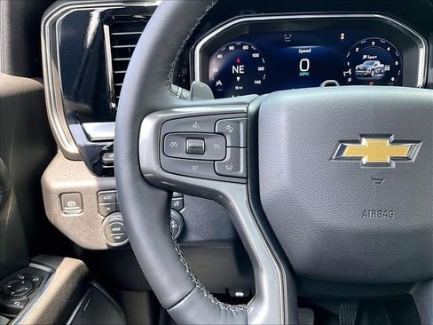 New 2026 Chevrolet Silverado 1500 High Country AWD/4WD image 18