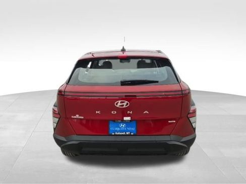New 2026 Hyundai Kona SE image 6