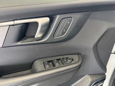 Used 2025 Buick Enclave Preferred FWD image 6