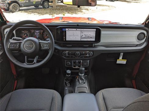 New 2025 Jeep Gladiator Sport image 15