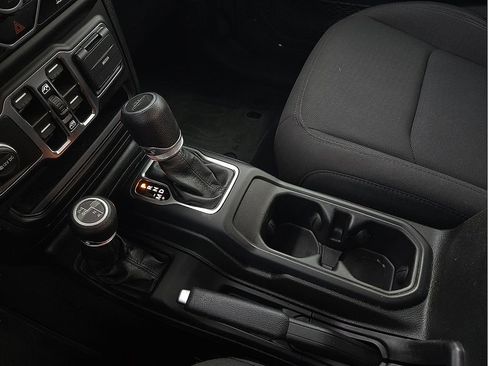 Used 2023 Jeep Gladiator Sport AWD/4WD image 20