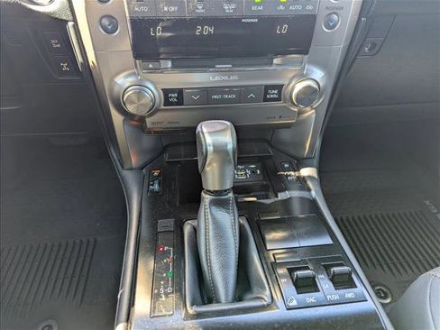 Used 2021 Lexus GX 460 Premium w/ Premium Package image 19