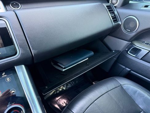 Used 2019 Land Rover Range Rover Sport HSE AWD/4WD image 36