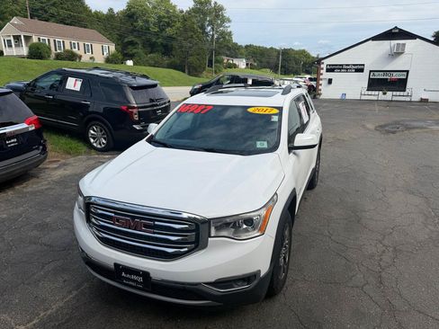 Used 2017 GMC Acadia SLT AWD/4WD image 15
