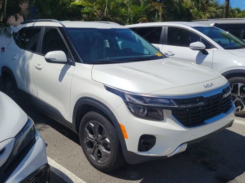 Used 2024 Kia Seltos S FWD image 4