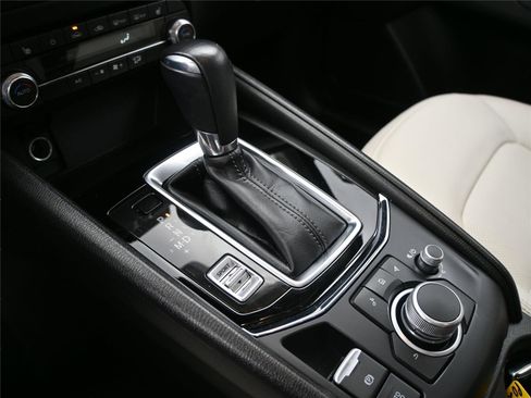 Used 2023 MAZDA CX-5 AWD 2.5 S w/ Preferred Package image 4