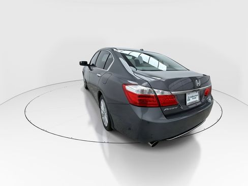 Used 2015 Honda Accord Touring image 6