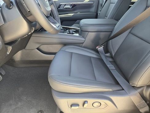 New 2026 Chevrolet Suburban LT w/ Comfort Package image 9