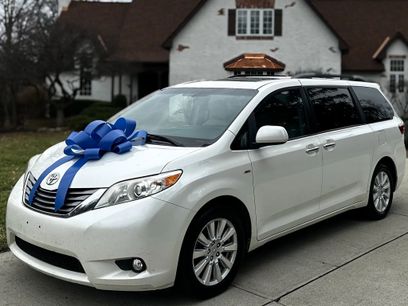Used 2017 Toyota Sienna XLE Premium