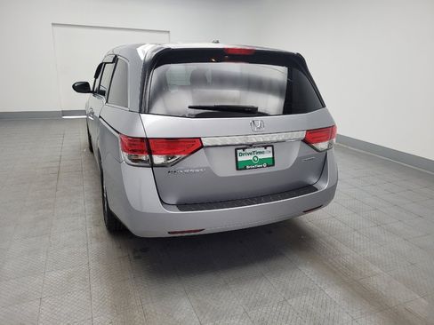 Used 2016 Honda Odyssey SE image 6