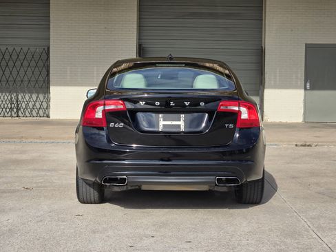 Used 2014 Volvo S60 T5 image 8