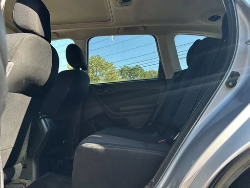 Used 2016 Subaru Forester 2.5i Premium w/ All-Weather Package AWD/4WD image 15