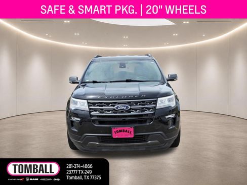 Used 2018 Ford Explorer XLT w/ Equipment Group 202A FWD image 2