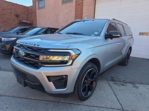 Used 2024 Ford Expedition Max Limited image 1