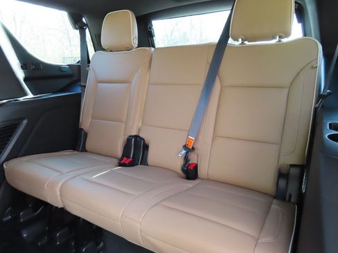 Used 2022 Chevrolet Tahoe Premier AWD/4WD image 29