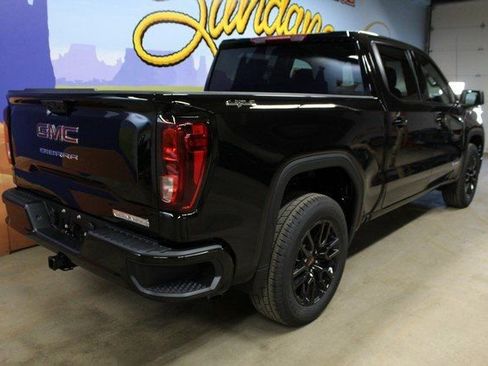 New 2026 GMC Sierra 1500 Elevation image 4