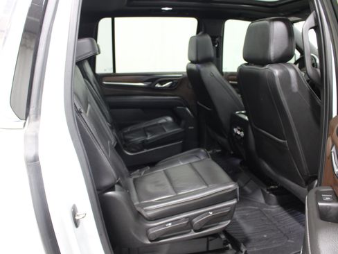 Used 2021 GMC Yukon XL Denali AWD/4WD image 24